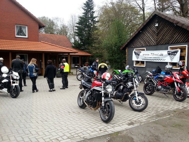 gallery_17041_3635_72172.jpg