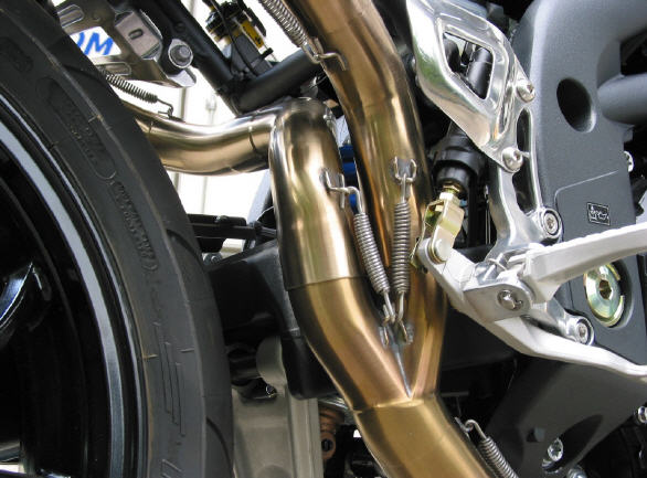 bilder_der_triumph_Speedtriple_mit_über_165_PS_am_Hinterrad_5.jpg