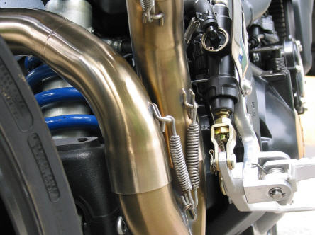 bilder_der_triumph_Speedtriple_mit_über_165_PS_am_Hinterrad_9.jpg