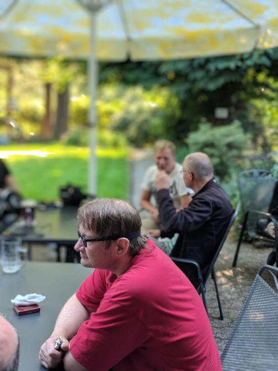 00100dPORTRAIT_00100_BURST20180630180004654_COVER.jpg