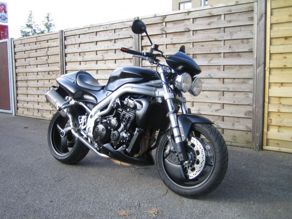 SpeedTriple03LastStand.jpg